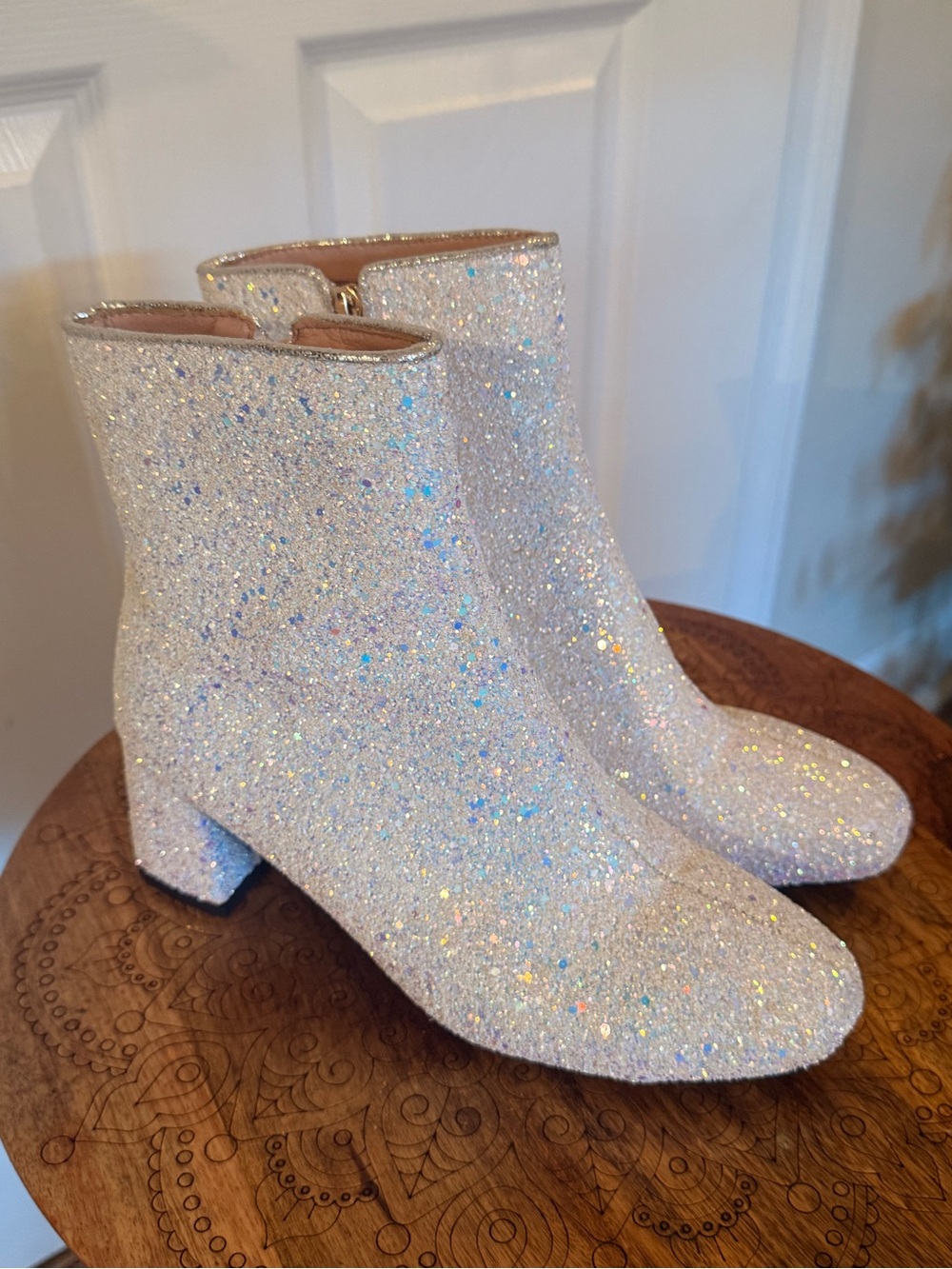 NEW Glitter White Ankle Booties with Chunky Heel NEW